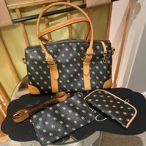 VACAY SALE ❤️DOONEY & BOURKE COATED CANVAS SATCHEL❤️